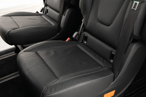 VクラスV220 d アバンギャルド ロング ディーゼルターボ