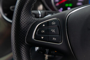 V220 d エクスクルーシブ ロング プラチナスイート ディーゼルターボ