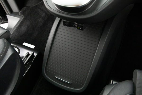 VクラスV220 d アバンギャルド ロング ディーゼルターボ