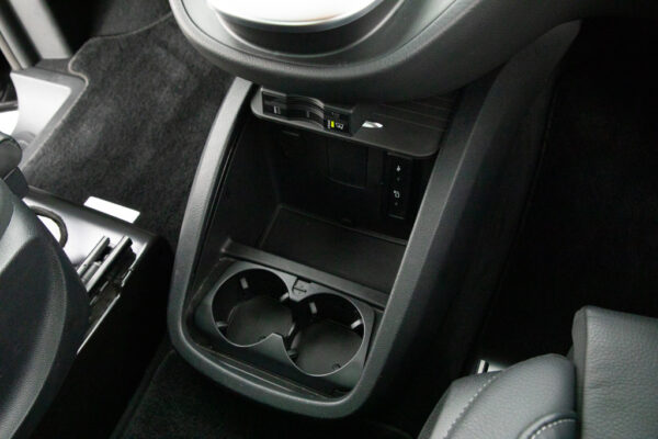 VクラスV220 d アバンギャルド ロング ディーゼルターボ