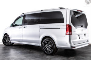 V220d アバンギャルド ロング AMGラインパッケージ ディーゼルターボ