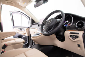 V220d アバンギャルド ロング AMGラインパッケージ ディーゼルターボ