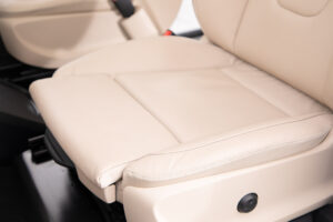 V220d アバンギャルド ロング AMGラインパッケージ ディーゼルターボ