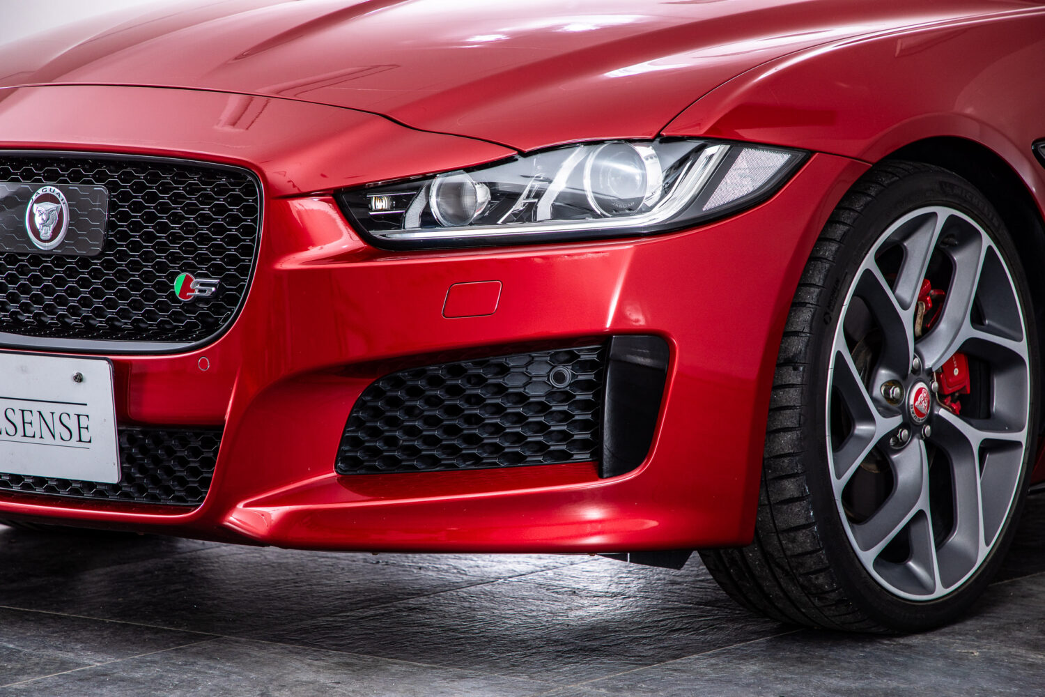 XE S 3.0L
