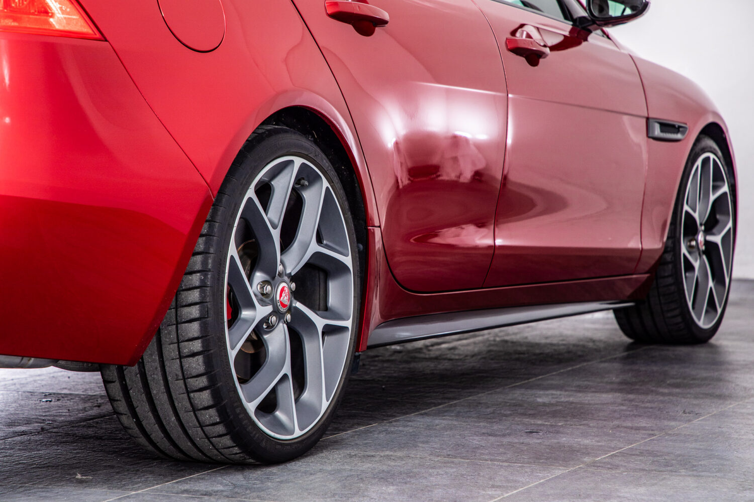 XE S 3.0L