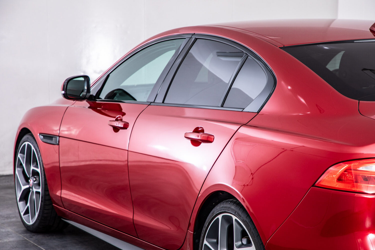 XE S 3.0L