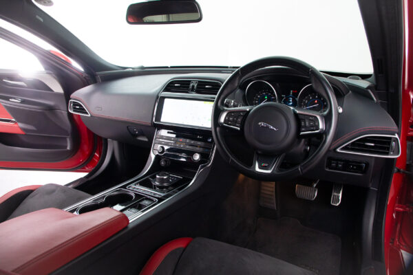 XE S 3.0L