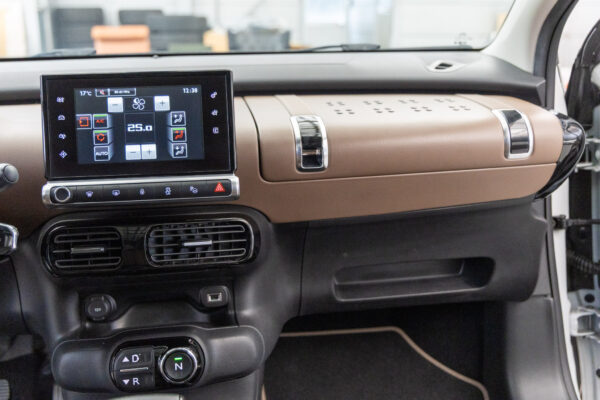 C4カクタス 1.6 ディーゼル　