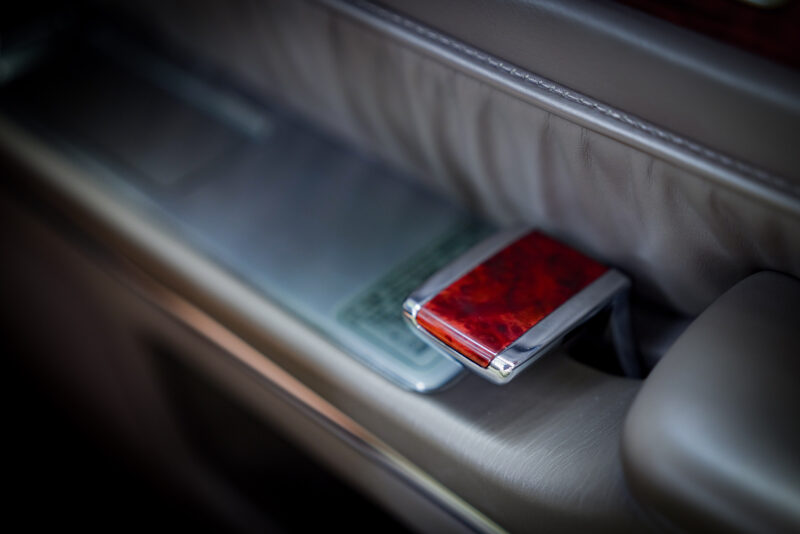 トヨタ・センチュリー（2012）歴史の一頁を紡ぐ