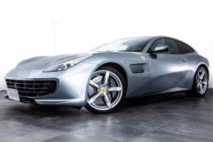 フェラーリ GTC4ルッソ T