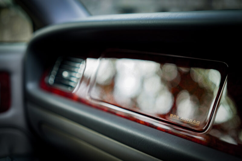 トヨタ・センチュリー（2012）歴史の一頁を紡ぐ