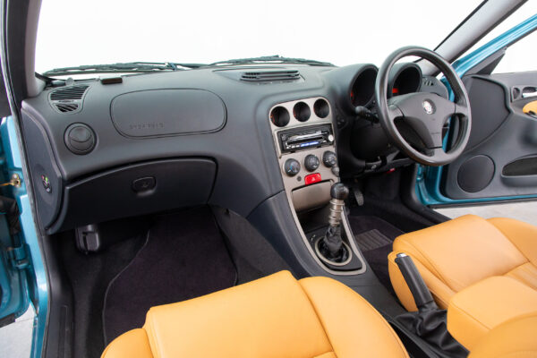 156 2.5V6 24V Qシステム