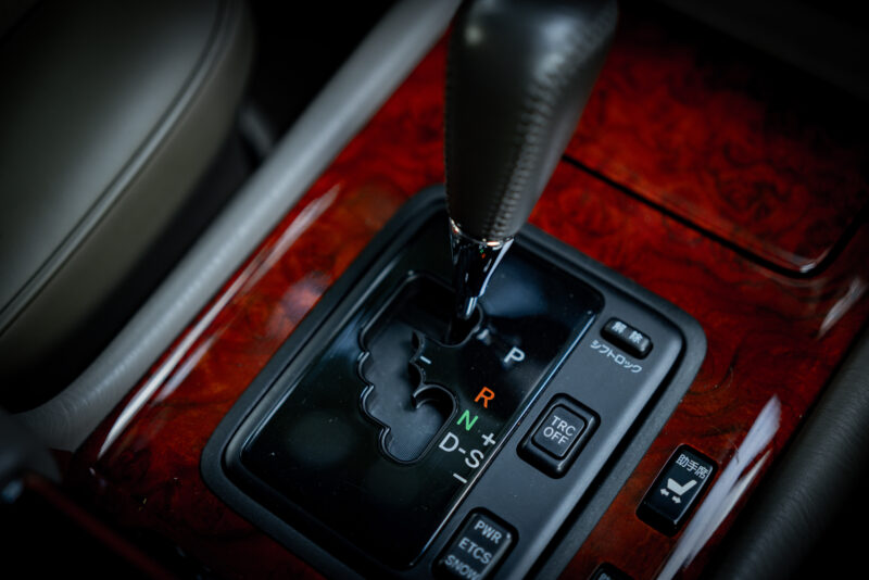 トヨタ・センチュリー（2012）歴史の一頁を紡ぐ