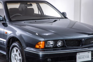 三菱 ディアマンテ 2.5 25 エスパーダ 4WD