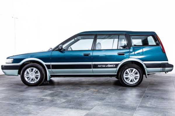 スプリンターカリブ 1.6RVスペシャル 4WD