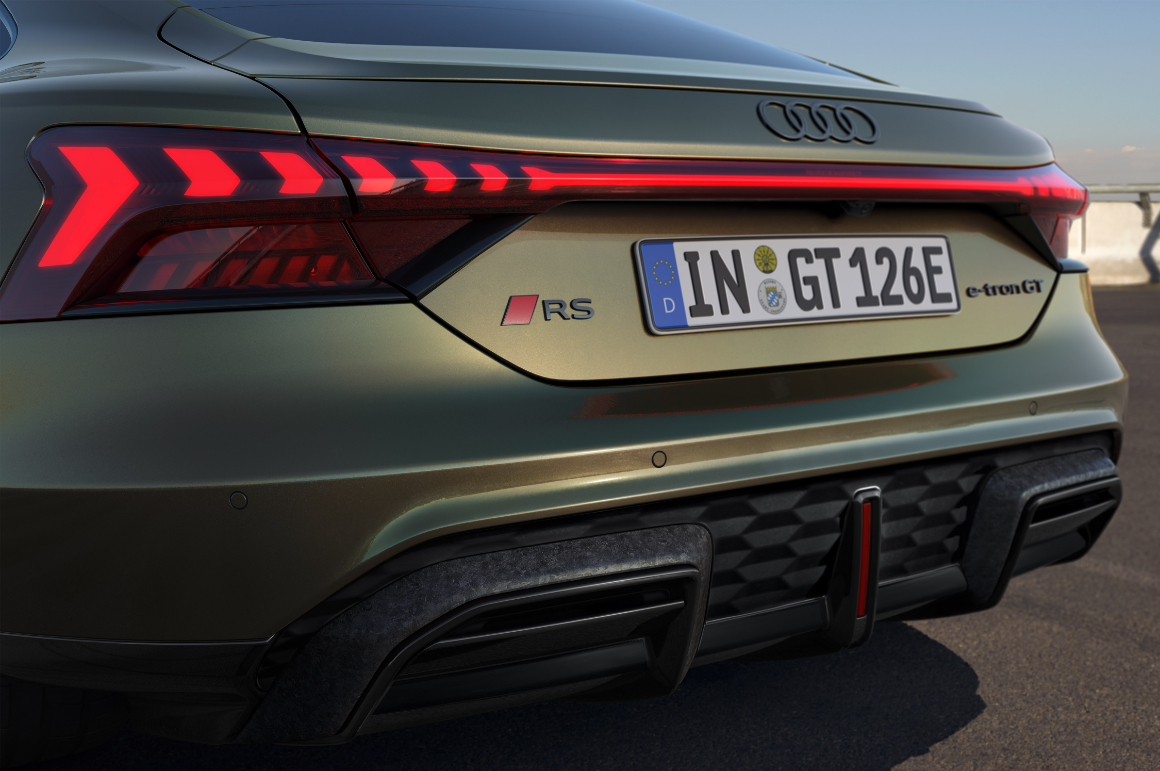 アウディeトロンGTシリーズが全面アップデート　25台限定のエディションも登場