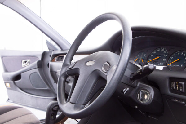 ディアマンテ 2.5 25 エスパーダ 4WD