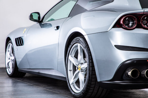 GTC4ルッソ T　