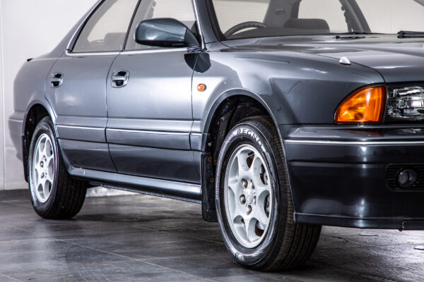 ディアマンテ 2.5 25 エスパーダ 4WD