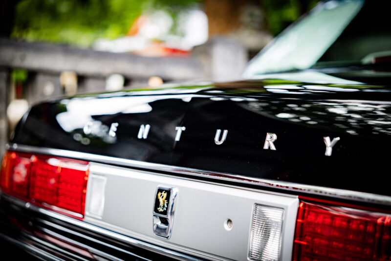 トヨタ・センチュリー（2012）歴史の一頁を紡ぐ