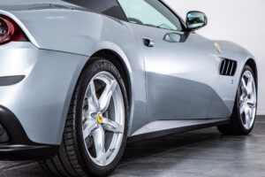 フェラーリ GTC4ルッソ T