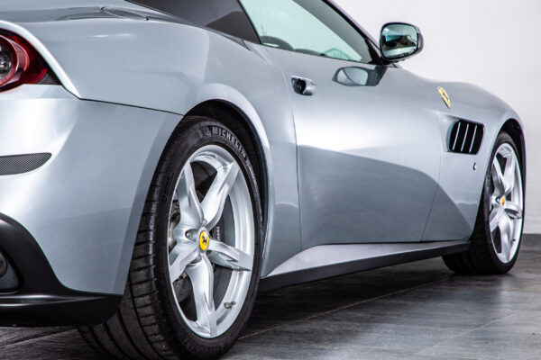 GTC4ルッソ T　