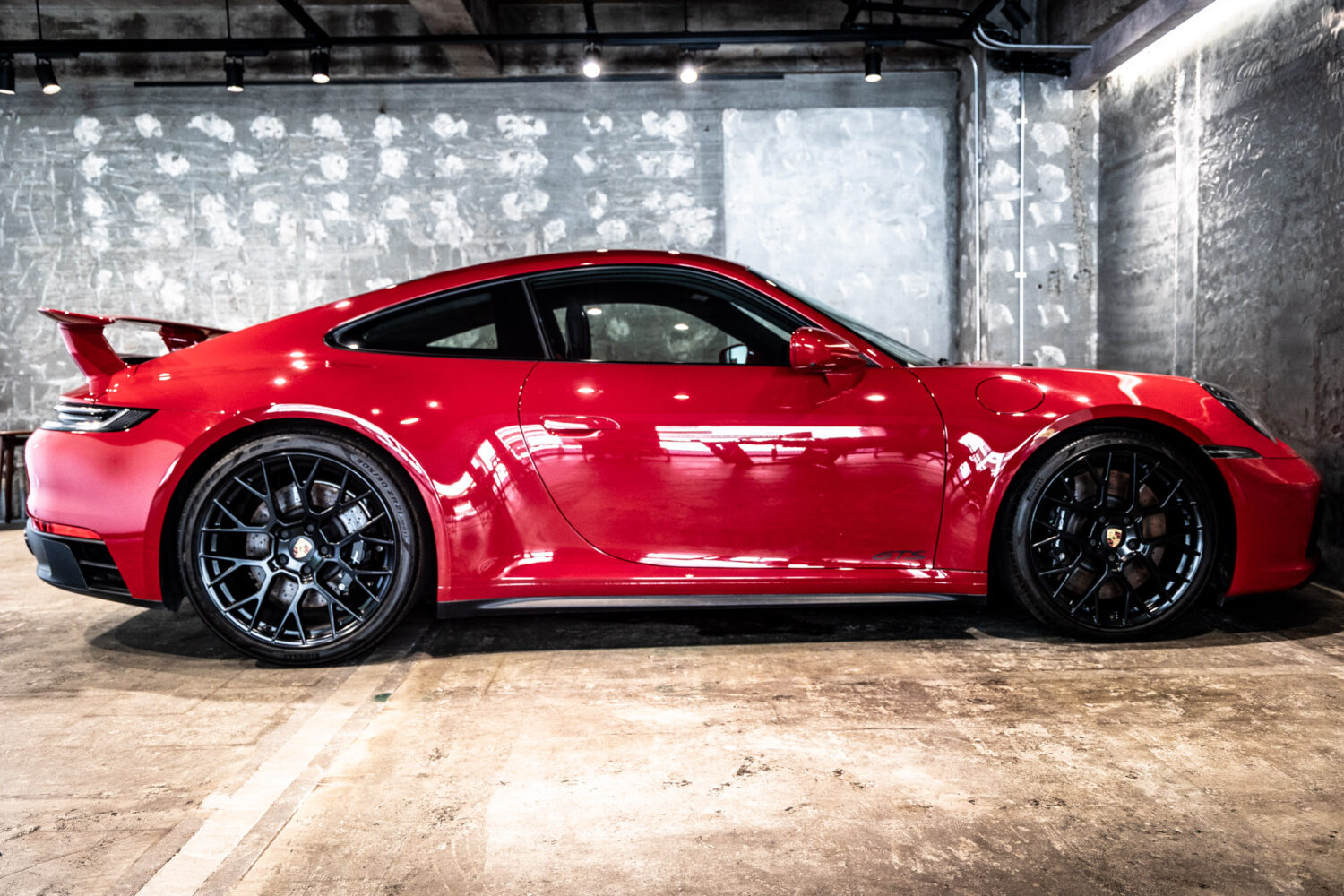 911カレラ GTS PDK