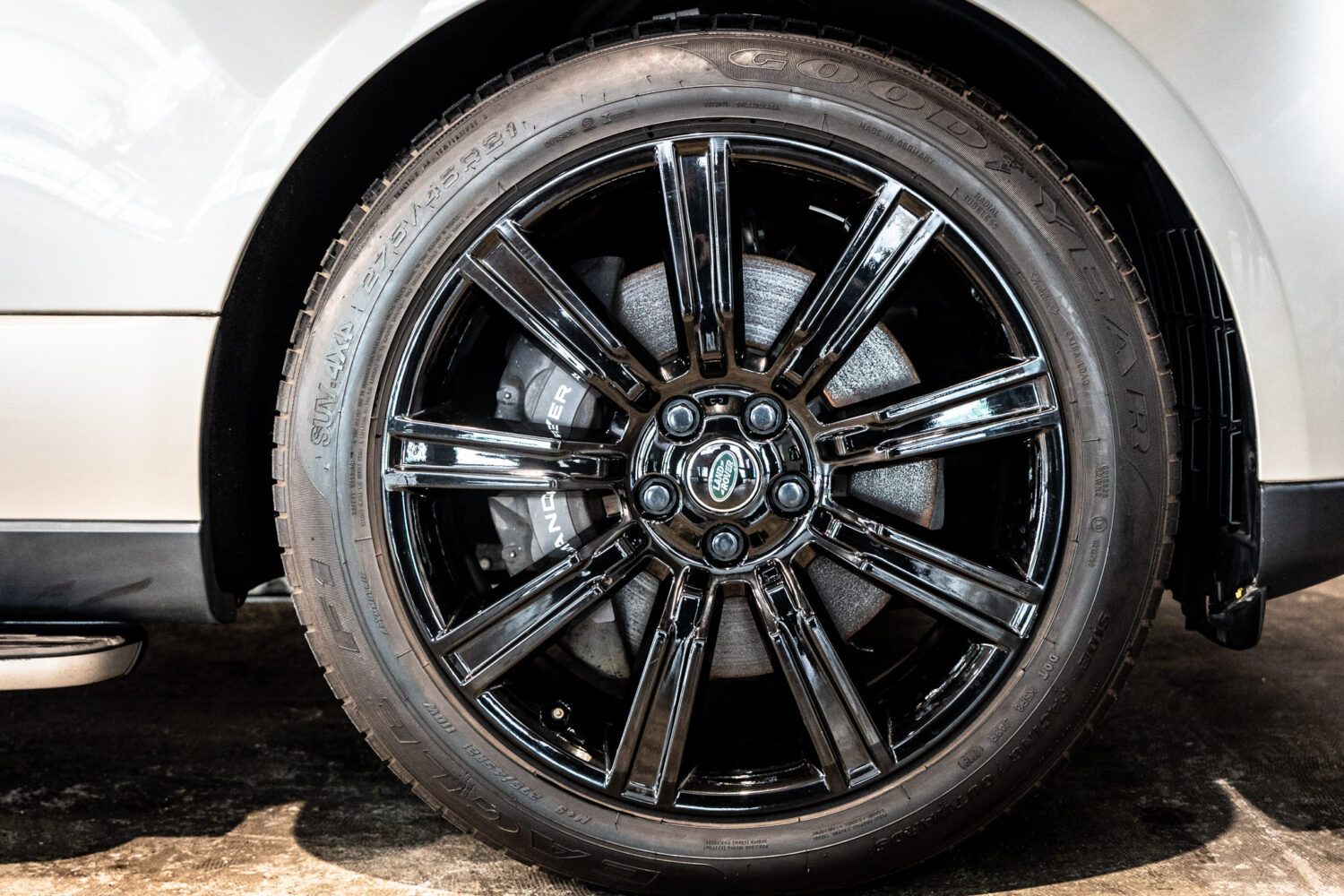 レンジローバー ヴォーグ(5.0リッター) 4WD