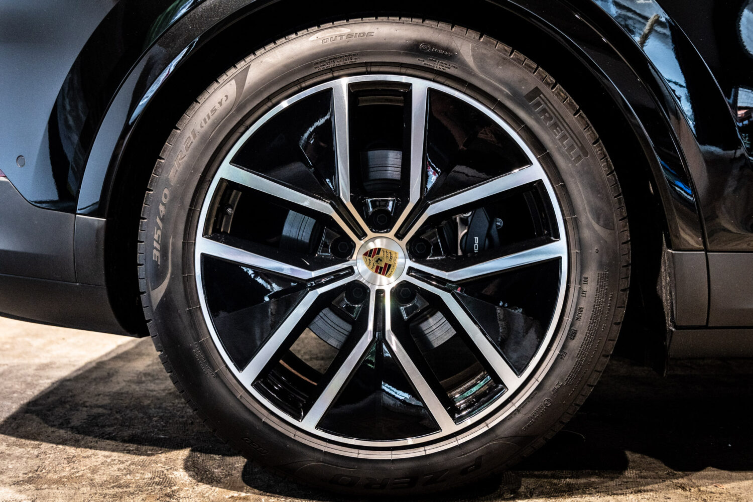 カイエンクーペ Eハイブリッド Tip-S 4WD