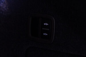カイエンクーペ Eハイブリッド Tip-S 4WD