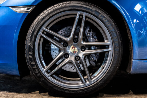 911 カレラ 左H 7MT