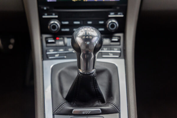 911 カレラ 左H 7MT