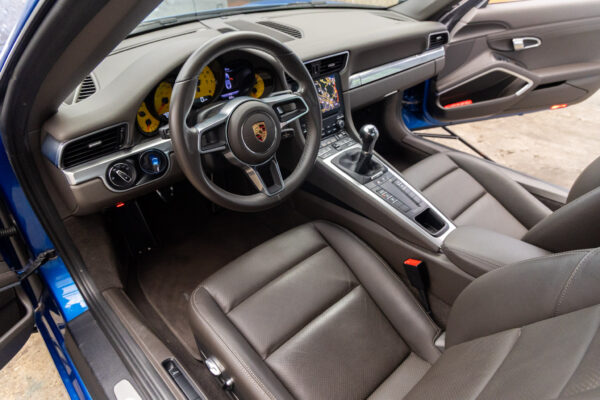 911 カレラ 左H 7MT