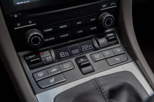 911 カレラ 左H 7MT