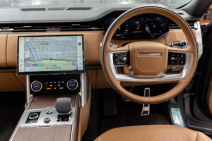 レンジローバー オートバイオグラフィー 3.0L D300 SWB 4WD