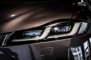 Fペイス Rダイナミック ブラック 2.0L D200 ディーゼル 4WD