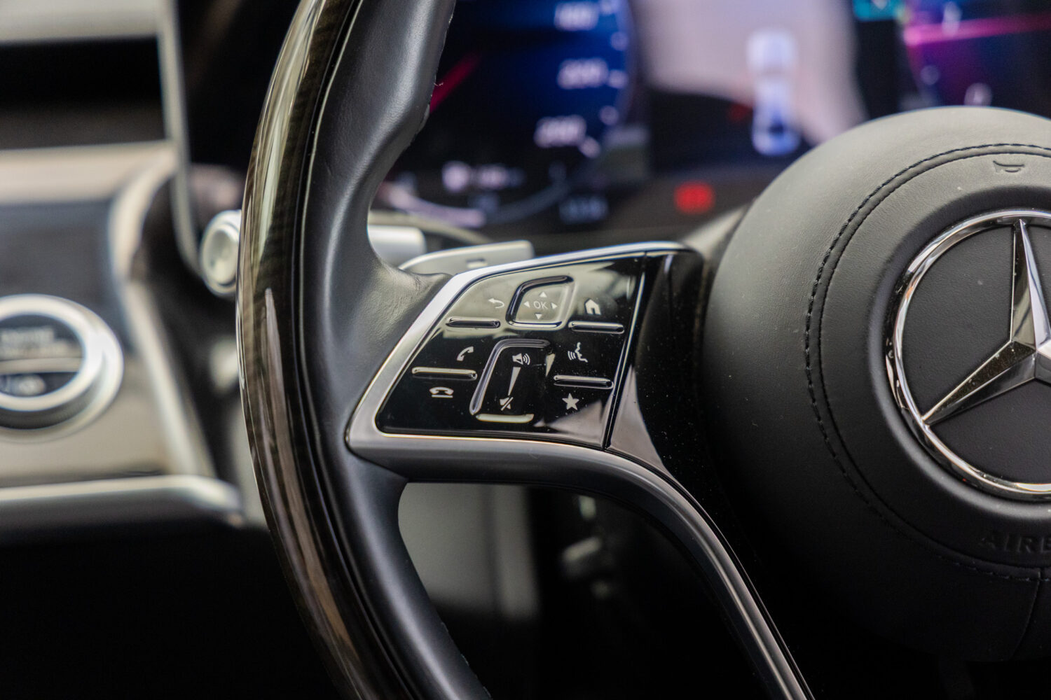 Sクラス S400d 4マチックAMGライン 4WD