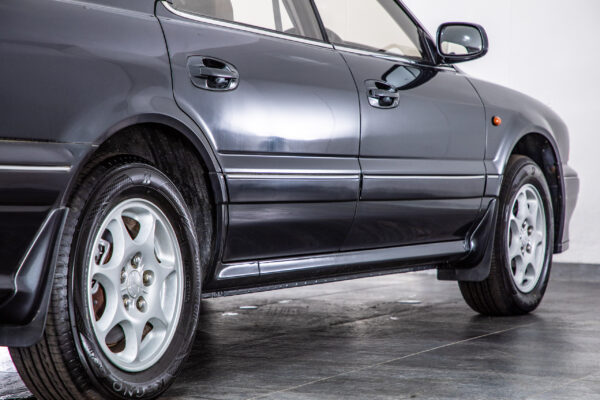 ディアマンテ 2.5 25 エスパーダ 4WD