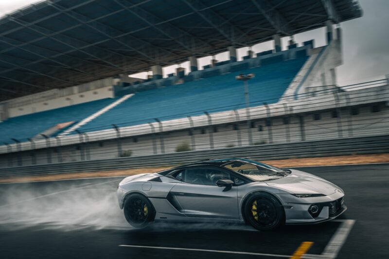 V8は1万rpmまで到達　ランボルギーニ・テメラリオ　圧巻のパフォーマンスを披露