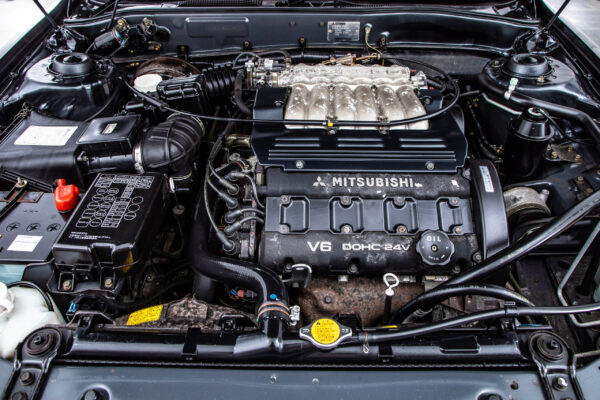 ディアマンテ 2.5 25 エスパーダ 4WD