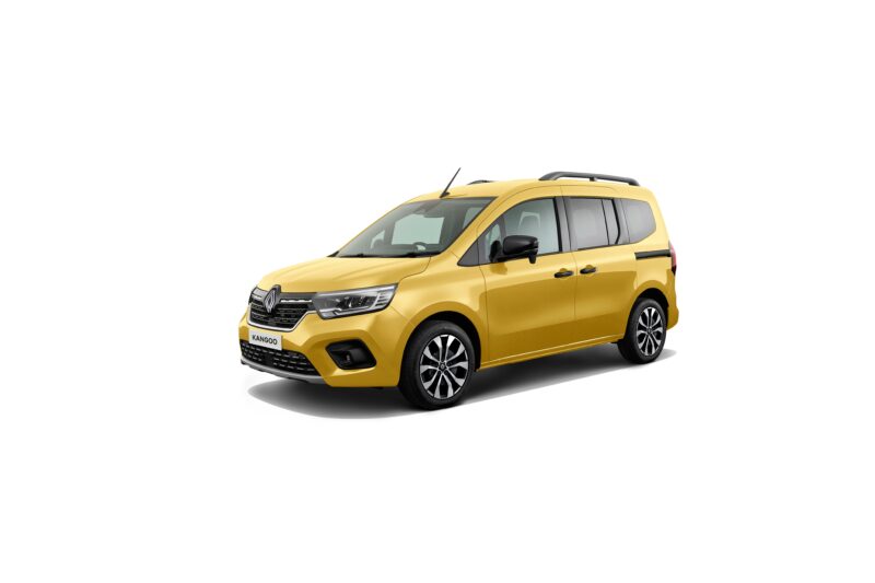 新しいエンブレムを纏う　ルノー・カングー　全モデル同色バンパーの単一グレードへ