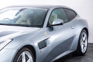 フェラーリ GTC4ルッソ T