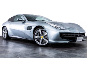フェラーリ GTC4ルッソ T
