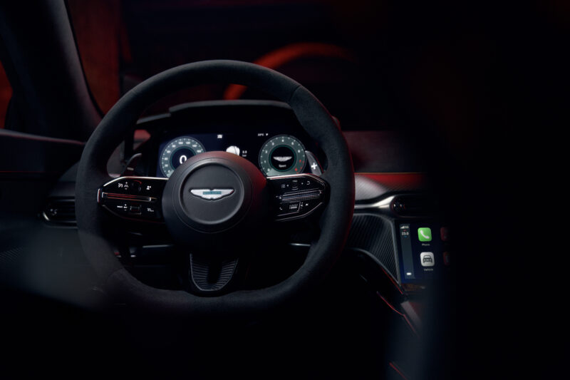 アストン・マーティン・ヴァンテージ「S」登場 最もパフォーマンスにフォーカス