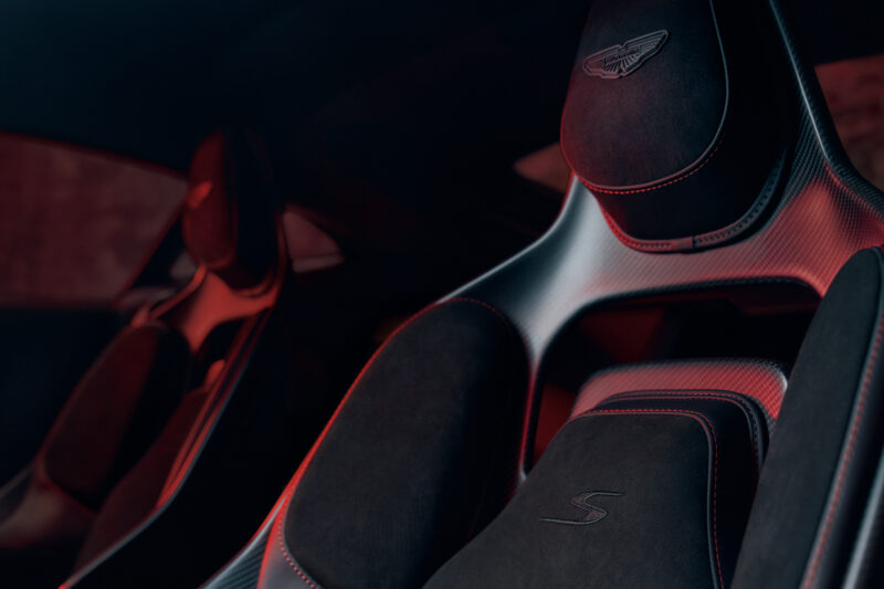 アストン・マーティン・ヴァンテージ「S」登場　最もパフォーマンスにフォーカス