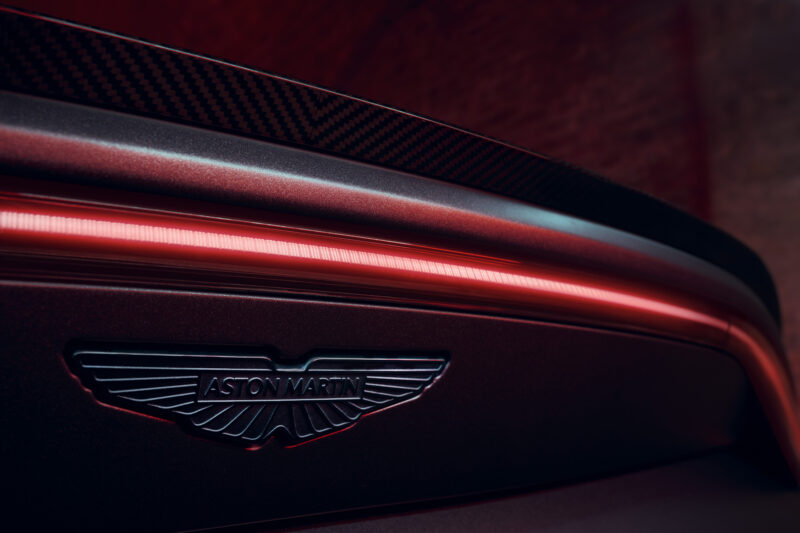 アストン・マーティン・ヴァンテージ「S」登場　最もパフォーマンスにフォーカス