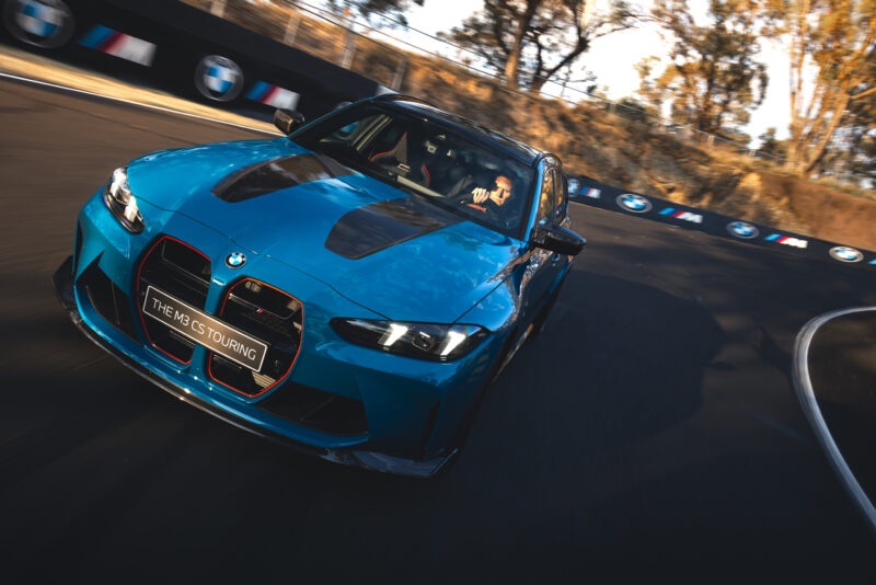 日本国内30台限定　BMW M3 CSツーリング　レースシーンと日常の共存