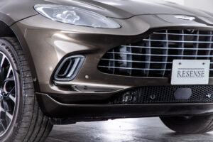 アストンマーティン DBX 4.0 4WD