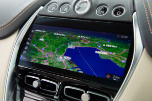 アストンマーティン DBX 4.0 4WD