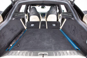 アストンマーティン DBX 4.0 4WD